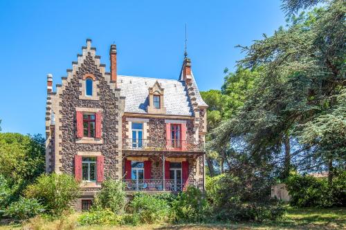 Un château pour vos vacances à 10min plage