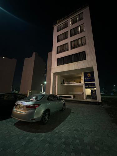 Modern cozy apartment DHA Phase 9 1BKHD - image 4
