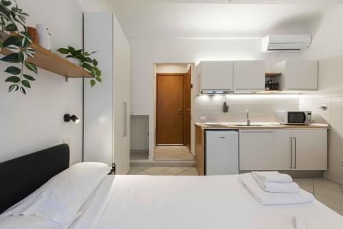 Ariento Apartments By MMega - image 7