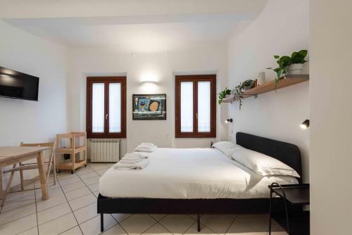 Ariento Apartments By MMega - image 13