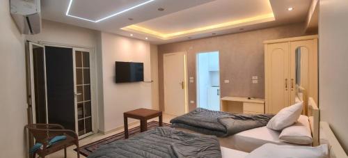 رويال للغرف الفندقية in Al-Mansura