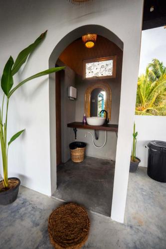 Баня, Salty Sand Hostel in Mirissa