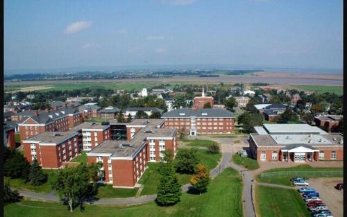 In Town Studio like Apartment in Wolfville (NS)
