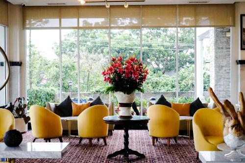 Astanaraya Suites Hotel in Karang Tengah