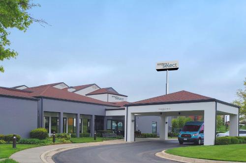Sonesta Select Kansas City Airport Tiffany Springs, Kansas City (photo 3)