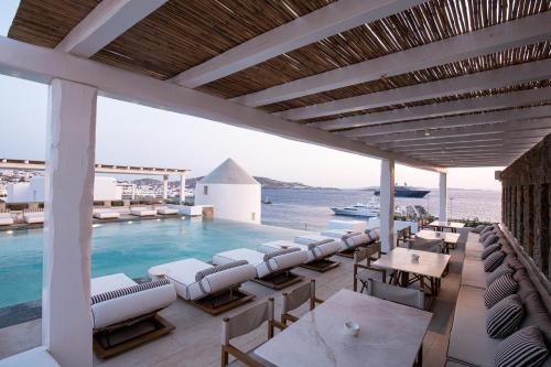 Restaurant, Porto Mykonos Hotel in Mykonos