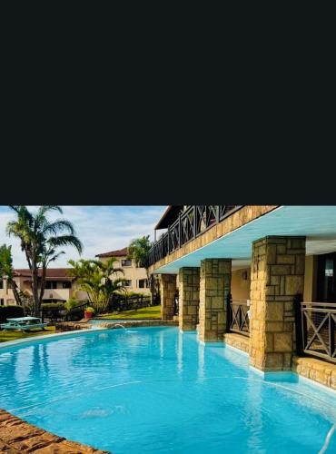 נוף חוץ, Ocean View Villas B09 in פורט אדוארד