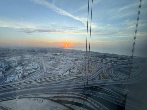 Aesthetic Feel with Lake View - image 6