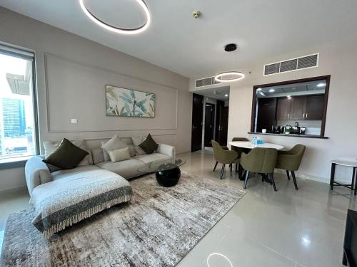 Luxurious 1Bedroom Apt in 29 Boulevard - Downtown - image 11