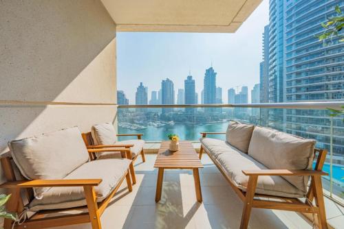 Stylish Two-BHK Apartment - Iris Blue Marsa Dubai - image 4