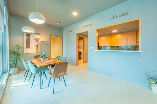 Stylish Two-BHK Apartment - Iris Blue Marsa Dubai - main image