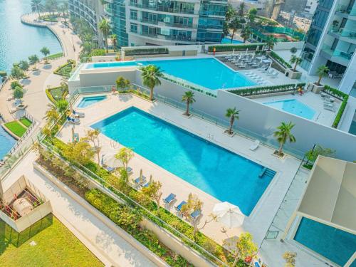 Stylish Two-BHK Apartment - Iris Blue Marsa Dubai - image 12