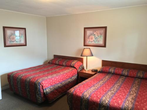 Fairway Inn