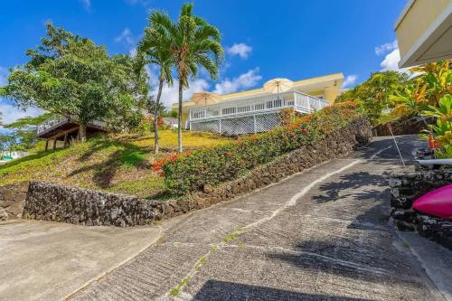 Marbella Lane - Luminous Seascape Ocean View in Kaneohe (HI)