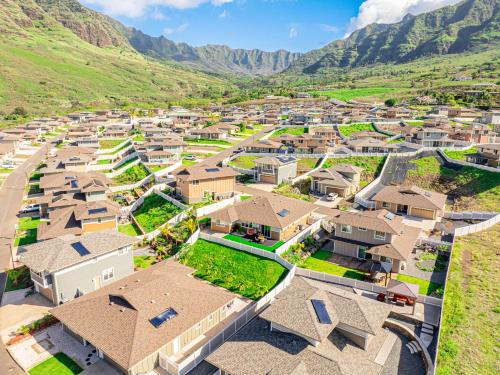 ML Aloha Hoonani 3BR Home MT & Ocean Views in Makaha (HI)