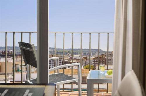 NH Barcelona Stadium - main image