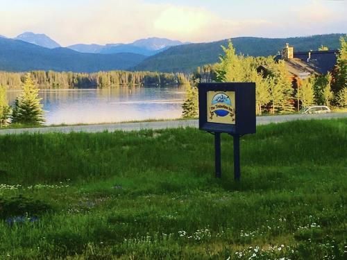. Timberline Inn of Grand Lake