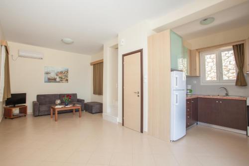 Villas Odysseas - image 8