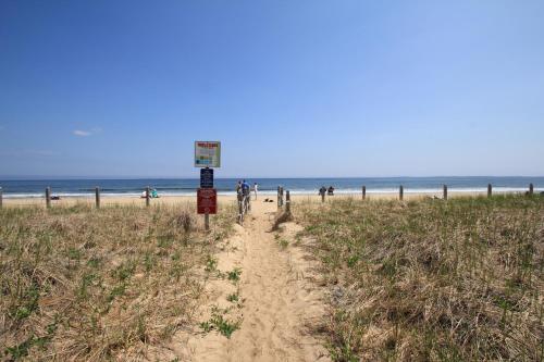 Atlantic Ocean Suites - image 8
