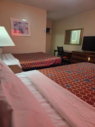 Ashford Motel - image 6