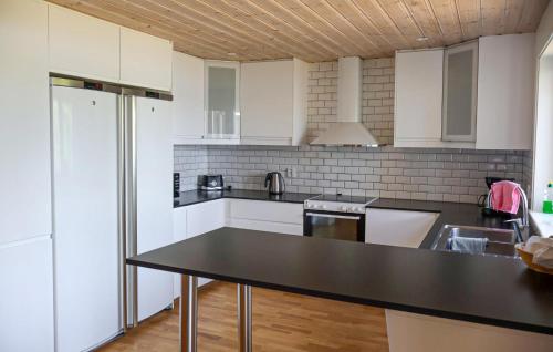Kitchen, Awesome Home In Bolmso With Sauna in Bolmso