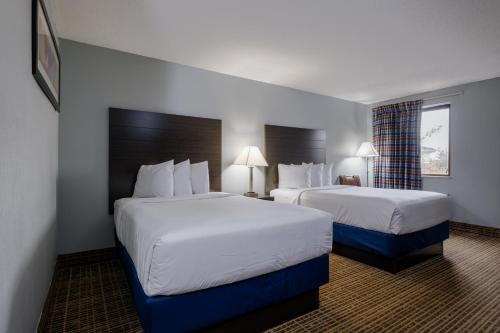 Baymont by Wyndham Louisville Airport South - image 11
