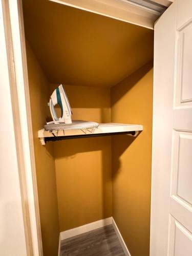 Z FamilyHome Suites & Apartments Room Type - Deluxe Queen Room