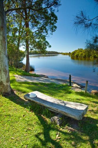 Wooli River Lodges