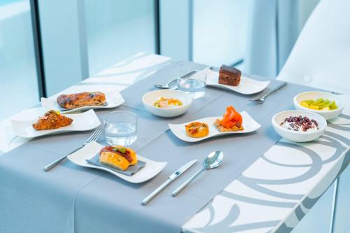 אוכל ומשקאות, i-Suite Hotel in רימיני