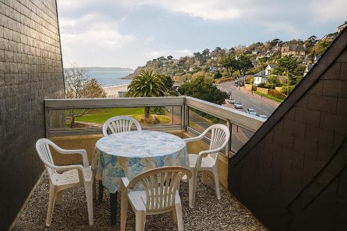 Vue mer exceptionnelle Plage & commerces au pied