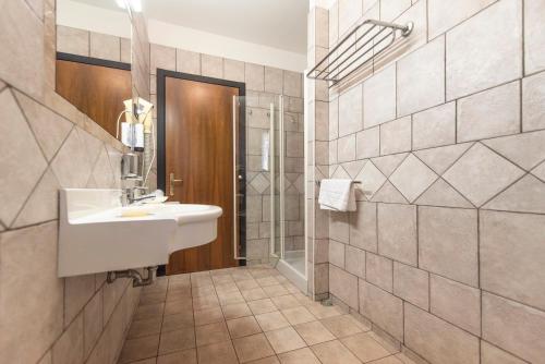 Yachting Hotel Mistral - image 5