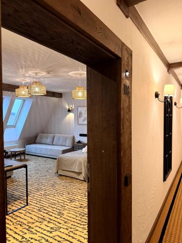 Seadmed, Dwor Bogucin Hotel&Restauracja in Bogucin