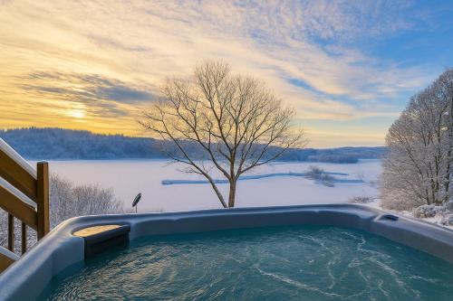 Waterfront Cabin - 15 Minutes from Downtown Oslo in Nordstrand