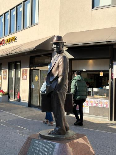 お正月 ディズニー Disney 羽田空港 リムジンバス 始発 表参道 大手町 直通地下鉄駅 亀有 築浅 水圧良好 柴又 Monchhichiの葛飾区