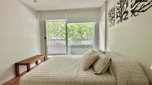 Check and Home - Sarmiento - Moderno con Pileta y Cochera