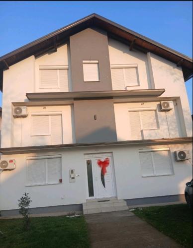 Stan na dan Ugljevik Centar