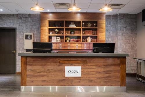 Four Points by Sheraton Louisville Airport - image 7