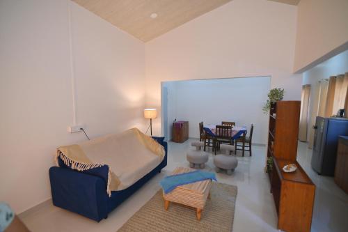 Run Lirak, Lovely Home - Hatikhuli Run Lirak, Lovely Home - Hatikhuli