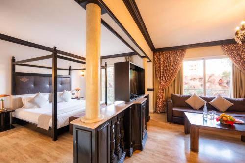 room detail thumbnail 0