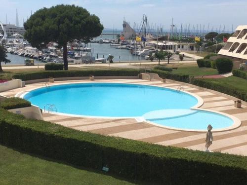 Studio refait à neuf pour 4 pers. à Port Camargue - FR-1-731-121