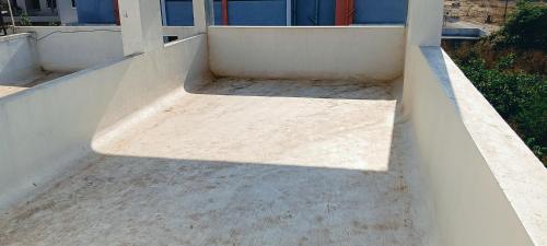 Balkons/terase, 1400m² 2 guļamistaba, 2 privāta vannas istaba Māja Trimbak
 (Sukhada Nivas Bunglow) in Trimbak