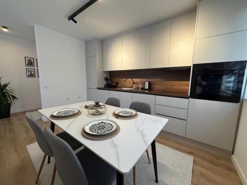 City Center Penthouse Mitrovice – khách sạn tại Babimoc