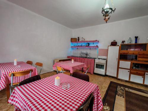 virtuve, Apartmani Deda Zarkova Vodenica in Cuštica