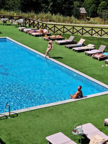 Evergreen Apartment 9C/75 at Kraljevi Čardaci - image 5
