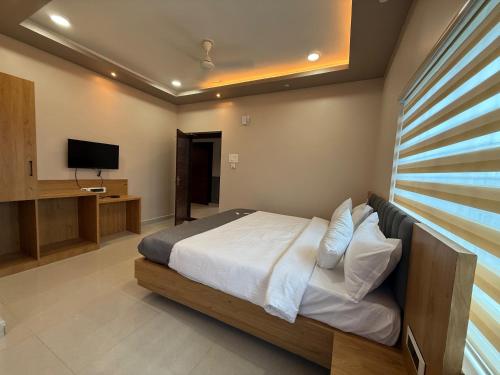 1 queen bed