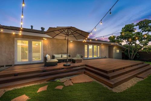 SDSU Beach Cottage in Del Cerro