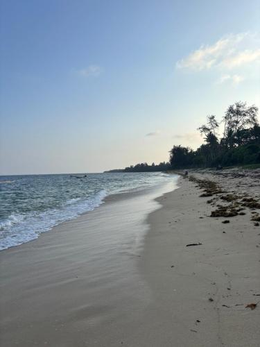 Warm Retreat Away From Home in Kijangwani