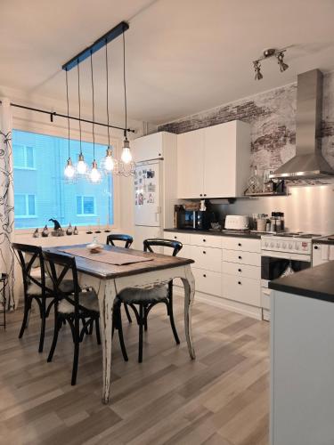 Arctic Circle Home