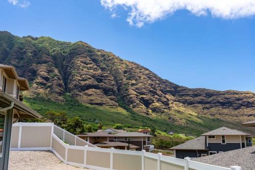 Marbella Lane - Paradise Point close to beaches in Makaha (HI)