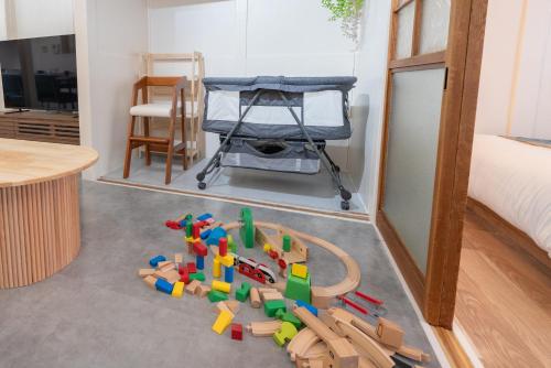 6 Beds Up to 14 12 min to Nagoya Sta in Nagoya